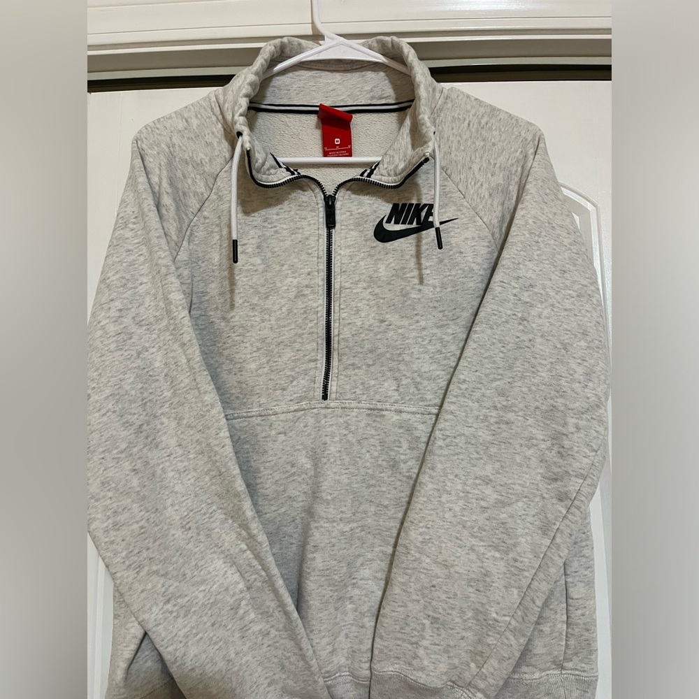 Women’s Nike Quarter Zip with Pocket